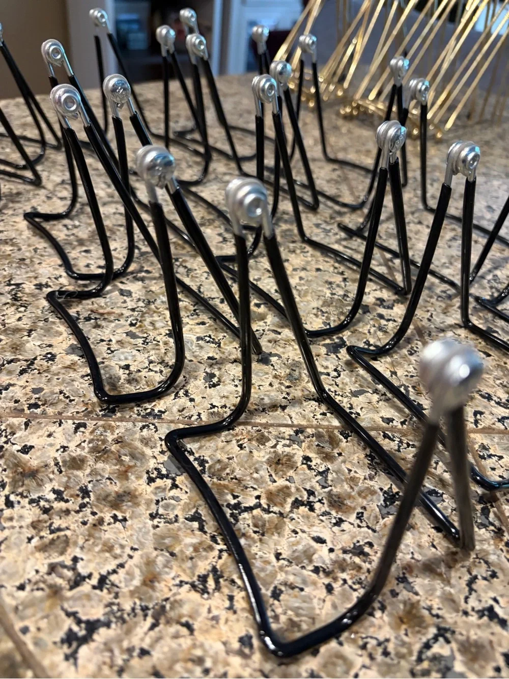 Gibson Holders Adjustable Black Wire Easel Holders 3.5 x 3.5 17 Easels total